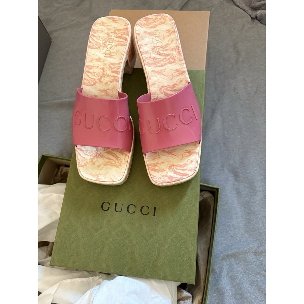 GUCCI  Womens Platform Sandals US 8 Pink And White